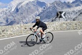Photo #2385976 | 24-07-2022 16:17 | Passo Dello Stelvio - Prato side BICYCLES