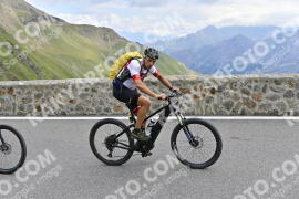 Photo #2439996 | 30-07-2022 11:48 | Passo Dello Stelvio - Prato side BICYCLES