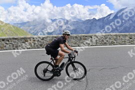 Photo #2420595 | 27-07-2022 13:48 | Passo Dello Stelvio - Prato side BICYCLES