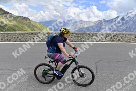 Photo #2420828 | 27-07-2022 13:59 | Passo Dello Stelvio - Prato side BICYCLES
