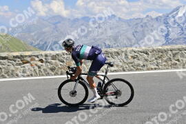 Photo #2371742 | 22-07-2022 14:00 | Passo Dello Stelvio - Prato side BICYCLES