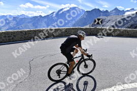 Photo #2429575 | 29-07-2022 10:34 | Passo Dello Stelvio - Prato side BICYCLES