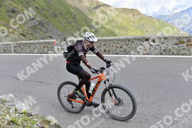 Photo #2420442 | 27-07-2022 13:36 | Passo Dello Stelvio - Prato side BICYCLES