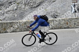 Photo #2427295 | 28-07-2022 12:00 | Passo Dello Stelvio - Prato side BICYCLES