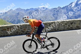 Photo #2319335 | 16-07-2022 11:36 | Passo Dello Stelvio - Prato side BICYCLES