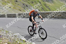 Photo #2405287 | 26-07-2022 10:51 | Passo Dello Stelvio - Prato side BICYCLES