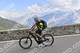 Photo #2595283 | 11-08-2022 13:24 | Passo Dello Stelvio - Prato side BICYCLES