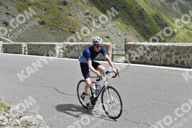 Photo #2418591 | 27-07-2022 12:30 | Passo Dello Stelvio - Prato side BICYCLES