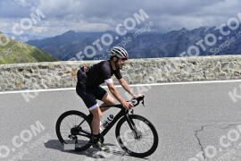 Photo #2443519 | 30-07-2022 14:23 | Passo Dello Stelvio - Prato side BICYCLES