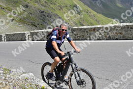 Photo #2400977 | 25-07-2022 12:43 | Passo Dello Stelvio - Prato side BICYCLES
