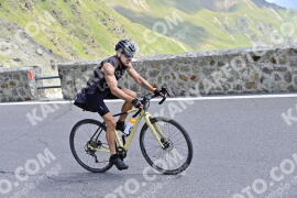 Photo #2400003 | 25-07-2022 12:03 | Passo Dello Stelvio - Prato side BICYCLES