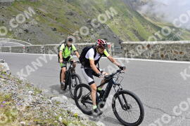 Photo #2427662 | 28-07-2022 13:06 | Passo Dello Stelvio - Prato side BICYCLES