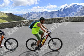 Photo #2482956 | 02-08-2022 11:15 | Passo Dello Stelvio - Prato side BICYCLES
