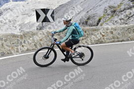 Photo #2462194 | 31-07-2022 16:02 | Passo Dello Stelvio - Prato side BICYCLES