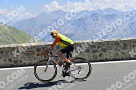 Photo #2370415 | 22-07-2022 12:22 | Passo Dello Stelvio - Prato side BICYCLES