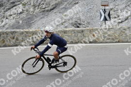 Photo #2415854 | 27-07-2022 11:13 | Passo Dello Stelvio - Prato side BICYCLES