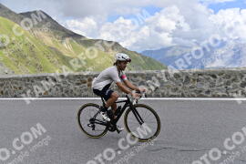 Photo #2420752 | 27-07-2022 13:56 | Passo Dello Stelvio - Prato side BICYCLES