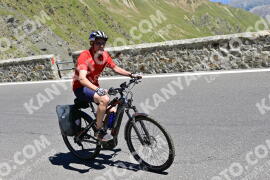 Photo #2346674 | 17-07-2022 13:31 | Passo Dello Stelvio - Prato side BICYCLES