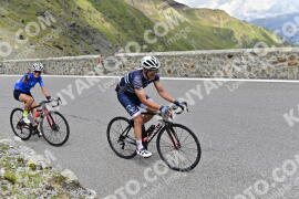 Photo #2421046 | 27-07-2022 14:08 | Passo Dello Stelvio - Prato side BICYCLES