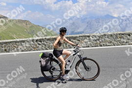 Photo #2367129 | 21-07-2022 13:35 | Passo Dello Stelvio - Prato side BICYCLES