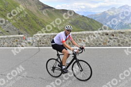 Photo #2460999 | 31-07-2022 14:37 | Passo Dello Stelvio - Prato side BICYCLES