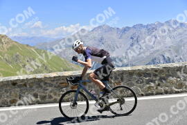 Photo #2351387 | 18-07-2022 13:05 | Passo Dello Stelvio - Prato side BICYCLES