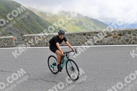 Photo #2415472 | 27-07-2022 11:10 | Passo Dello Stelvio - Prato side BICYCLES