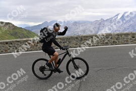 Photo #2282599 | 10-07-2022 09:25 | Passo Dello Stelvio - Prato side BICYCLES