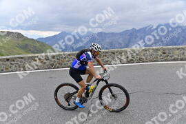 Photo #2439569 | 30-07-2022 10:46 | Passo Dello Stelvio - Prato side BICYCLES