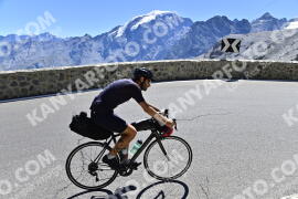 Photo #2338403 | 17-07-2022 11:13 | Passo Dello Stelvio - Prato side BICYCLES