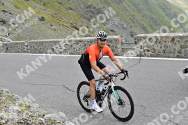 Photo #2415443 | 27-07-2022 11:10 | Passo Dello Stelvio - Prato side BICYCLES