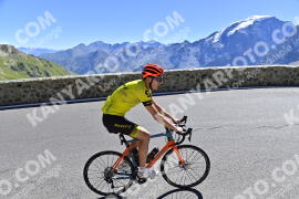 Photo #2337589 | 17-07-2022 10:39 | Passo Dello Stelvio - Prato side BICYCLES