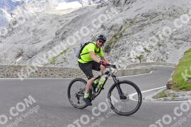 Photo #2235604 | 03-07-2022 16:30 | Passo Dello Stelvio - Prato side BICYCLES