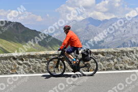 Photo #2383788 | 24-07-2022 13:40 | Passo Dello Stelvio - Prato side BICYCLES