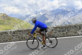 Photo #2430539 | 29-07-2022 12:52 | Passo Dello Stelvio - Prato side BICYCLES