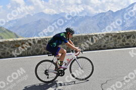 Photo #2399514 | 25-07-2022 11:50 | Passo Dello Stelvio - Prato side BICYCLES