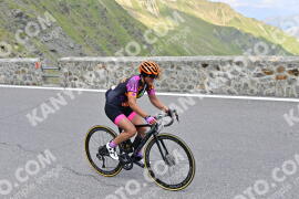 Photo #2384430 | 24-07-2022 14:19 | Passo Dello Stelvio - Prato side BICYCLES