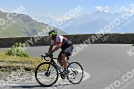 Photo #2353551 | 19-07-2022 10:41 | Passo Dello Stelvio - Prato side BICYCLES