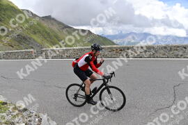 Photo #2418998 | 27-07-2022 12:40 | Passo Dello Stelvio - Prato side BICYCLES