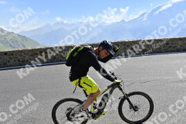 Photo #2353593 | 19-07-2022 10:42 | Passo Dello Stelvio - Prato side BICYCLES