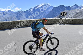 Photo #2553525 | 09-08-2022 11:14 | Passo Dello Stelvio - Prato side BICYCLES