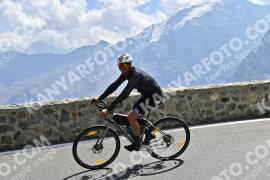 Photo #2399042 | 25-07-2022 11:29 | Passo Dello Stelvio - Prato side BICYCLES
