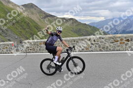 Photo #2449538 | 30-07-2022 14:04 | Passo Dello Stelvio - Prato side BICYCLES