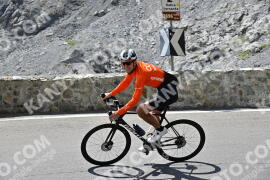 Photo #2398938 | 25-07-2022 11:27 | Passo Dello Stelvio - Prato side BICYCLES