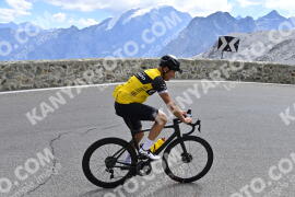 Photo #2753345 | 26-08-2022 11:34 | Passo Dello Stelvio - Prato side BICYCLES