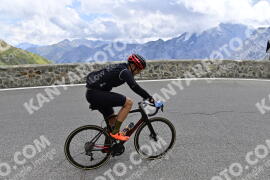 Photo #2405535 | 26-07-2022 11:31 | Passo Dello Stelvio - Prato side BICYCLES