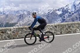 Photo #2848344 | 10-09-2022 13:00 | Passo Dello Stelvio - Prato side BICYCLES