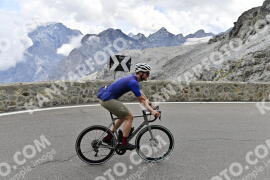 Photo #2419245 | 27-07-2022 12:45 | Passo Dello Stelvio - Prato side BICYCLES