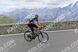 Photo #2460692 | 31-07-2022 14:13 | Passo Dello Stelvio - Prato side BICYCLES