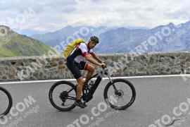 Photo #2440010 | 30-07-2022 11:48 | Passo Dello Stelvio - Prato side BICYCLES